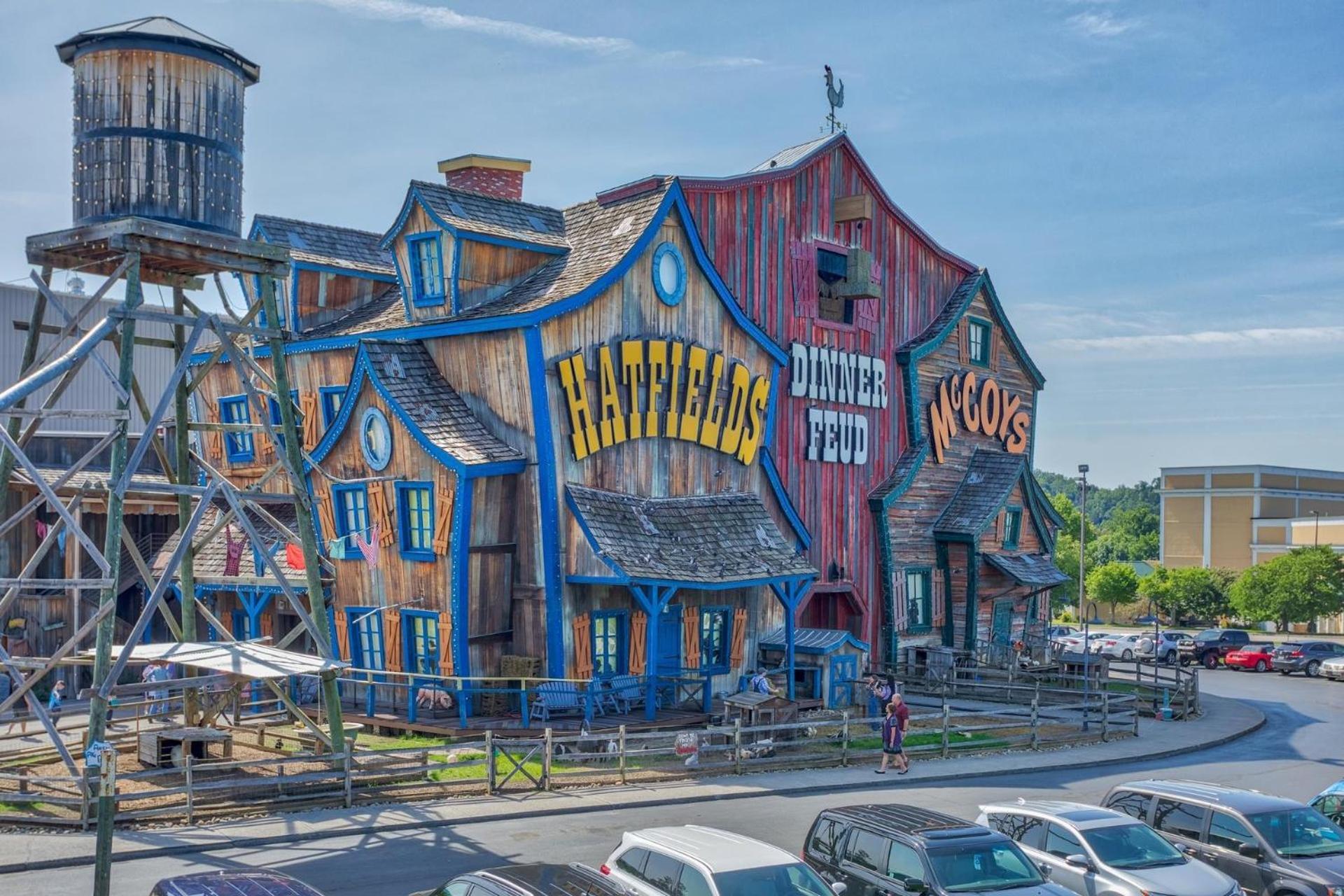 Bear Mountain Hollow-Free Dollywood Ticket- Cozy Cabin With A Hot Tub, Arcade & Deck Close To Town Pigeon Forge Esterno foto